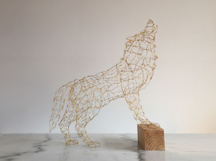 Sculpture titled "The Woolf" by Sophie Rouliot, Original Artwork, Wire