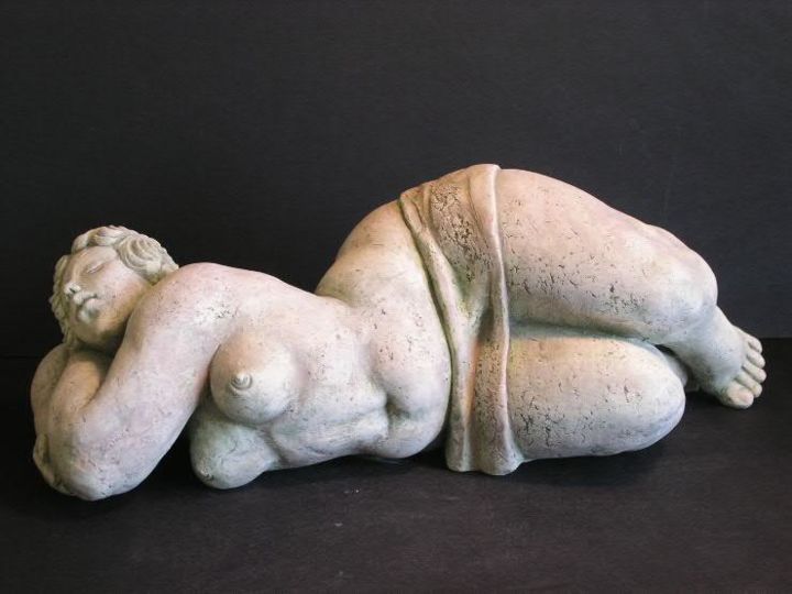 Скульптура под названием "Sleeping Beauty V" - Natalia Shapira, Подлинное произведение искусства