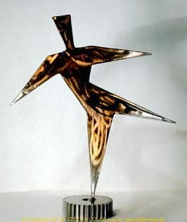 Sculpture titled "Stahlfigur Tänzer" by Stahl Farbe, Original Artwork, Metals
