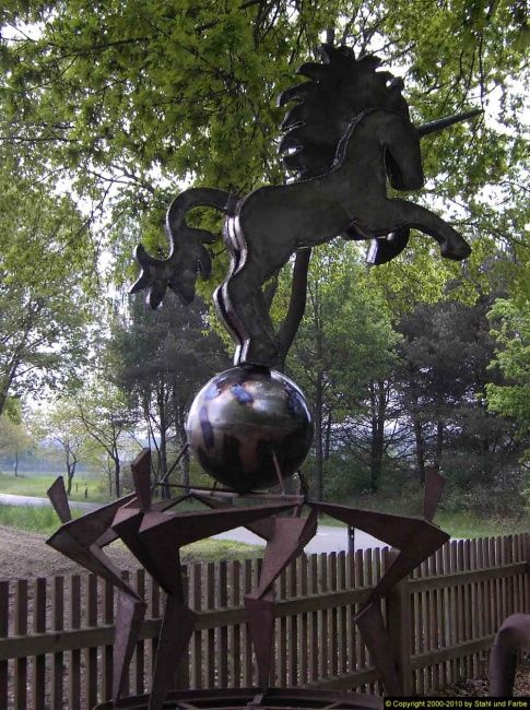 Scultura intitolato "Garden Sculpture st…" da Stahl Farbe, Opera d'arte originale, Metalli
