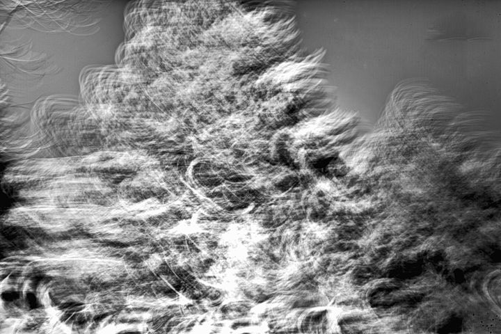 Fotografie mit dem Titel "Tornado in grey" von Steevens Hill, Original-Kunstwerk, Digitale Fotografie