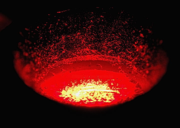 Фотография под названием "Volcano Led" - Steevens Hill, Подлинное произведение искусства, Цифровая фотография