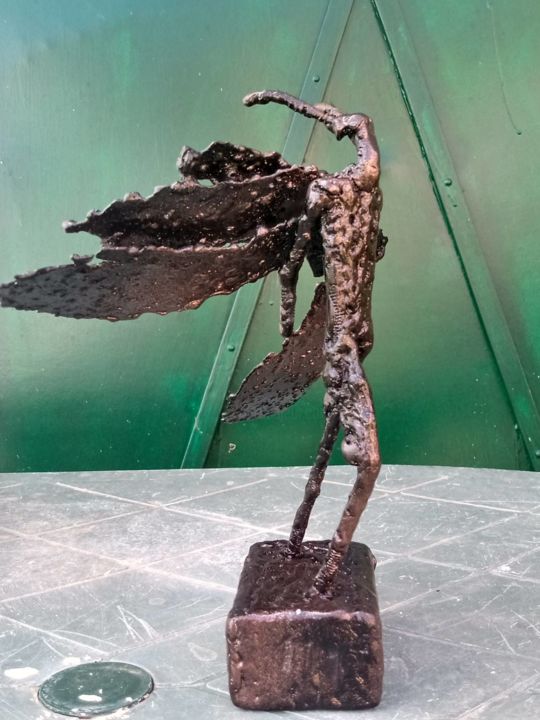 Скульптура под названием "Chernobyl" - Stefan Obradovic, Подлинное произведение искусства, Металлы