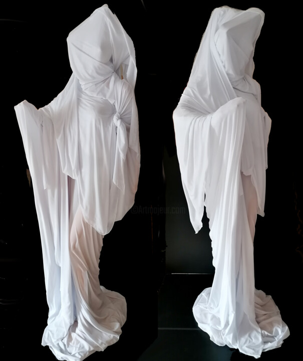 Sculpture titled "REGIMA" by Stefano Mazzolini, Original Artwork, Plastic