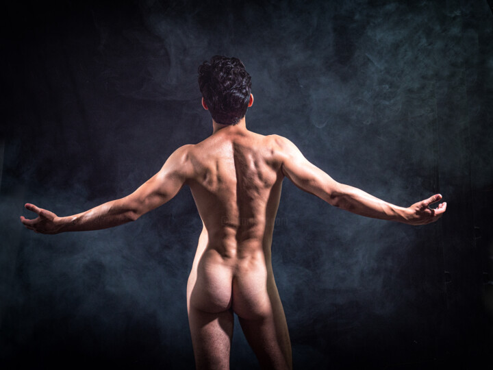 Fotografía titulada "Naked man's back. S…" por Stefano Mercurius, Obra de arte original, Fotografía digital