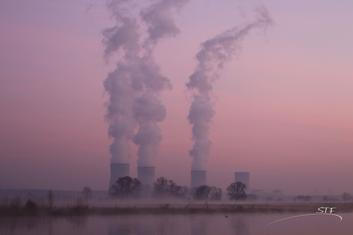 Photography titled "La centrale dans le…" by Stéphane Etienne, Original Artwork, Digital Photography