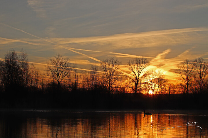 Photography titled "Aurore hivernale su…" by Stéphane Etienne, Original Artwork, Digital Photography