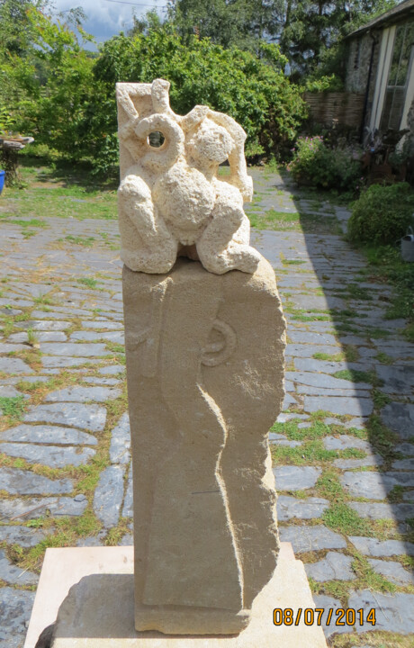 Скульптура под названием "modernist sculpture" - Stephen West, Подлинное произведение искусства, Камень