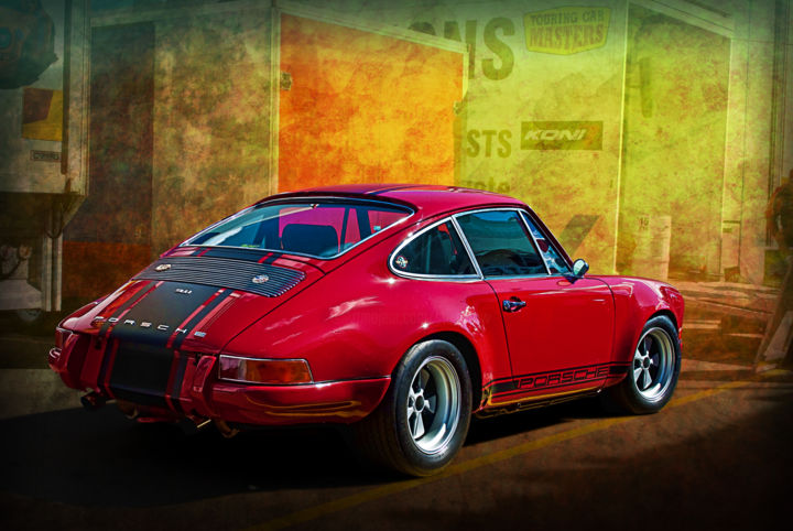 Photographie intitulée "Red Porsche 911 Rea…" par Stuart Row, Œuvre d'art originale