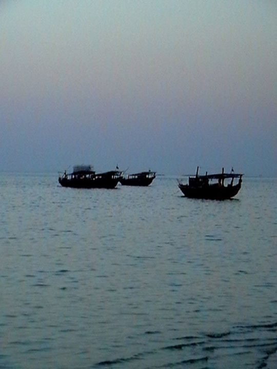 Photography titled "Saihat-dhows.jpg" by Suleiman, Original Artwork