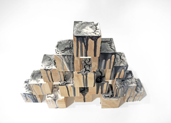 Sculpture intitulée "Un-block wooden scu…" par Sumit Mehndiratta, Œuvre d'art originale, Bois