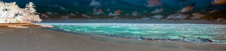 Photographie intitulée "Beachscape panorama" par Sumit Mehndiratta, Œuvre d'art originale, Photographie manipulée