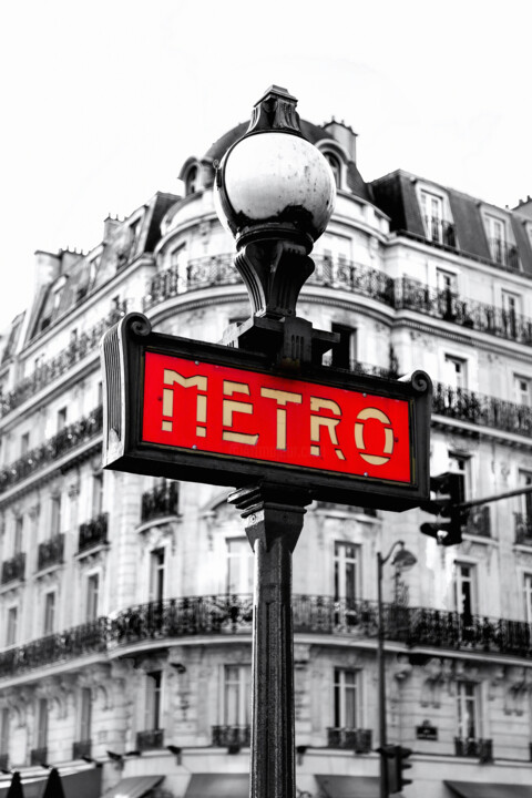 Fotografie mit dem Titel "Metro" von Susan Maxwell Schmidt, Original-Kunstwerk, Manipulierte Fotografie