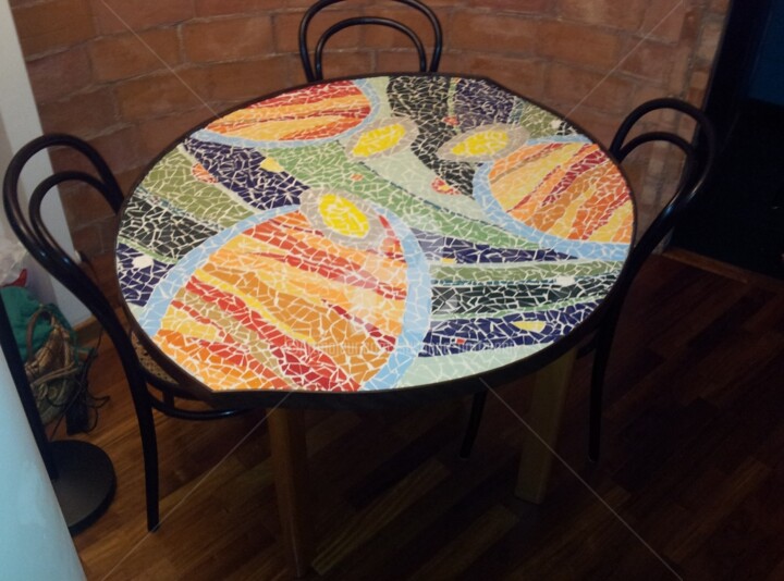 Artcraft titled "3 occhi - il tavolo…" by Susanne Portmann, Original Artwork