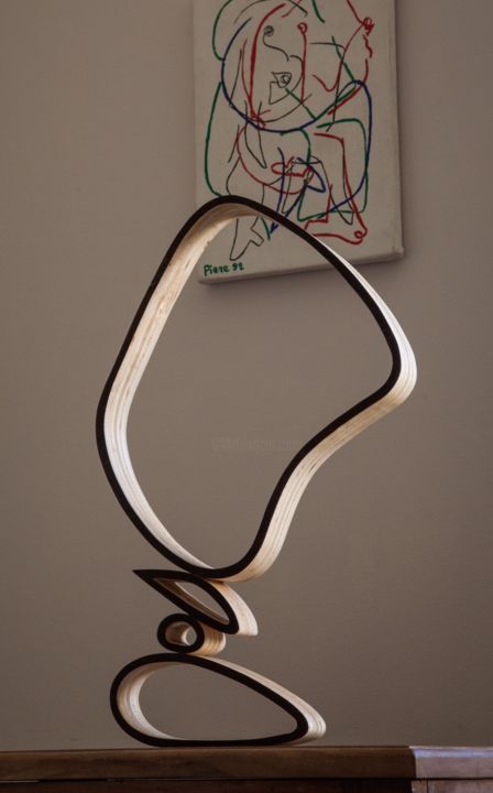 Sculpture titled "Gil" by Sylvain Hardy, Original Artwork, Wood