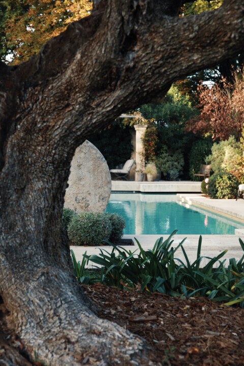 Фотография под названием "French autumn pool…" - Sylvia Haghjoo, Подлинное произведение искусства, Цифровая фотография