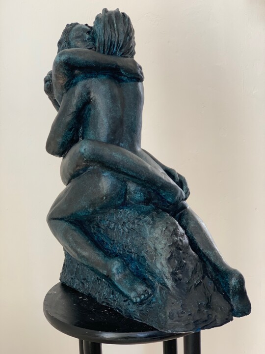 Sculpture intitulée "L'Etreinte" par Sylvie Allais, Œuvre d'art originale, Terre cuite