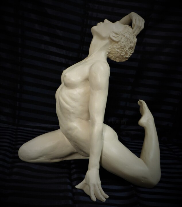 Skulptur mit dem Titel "passion'Elle" von Sylvie Bourély (SB), Original-Kunstwerk, Ton