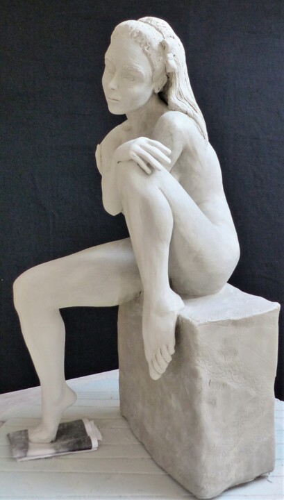 Skulptur mit dem Titel "La rêveuse" von Sylvie Bourély (SB), Original-Kunstwerk, Terra cotta