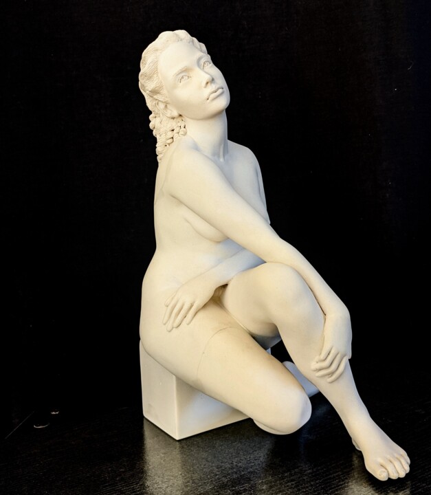 Sculpture titled "L'attente" by Sylvie Bourély (SB), Original Artwork, Clay