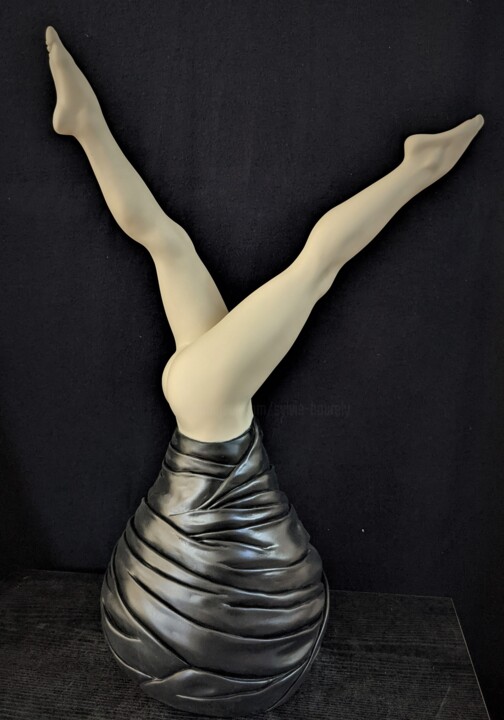Sculpture intitulée "Enveloppement 1" par Sylvie Bourély (SB), Œuvre d'art originale, Terre cuite