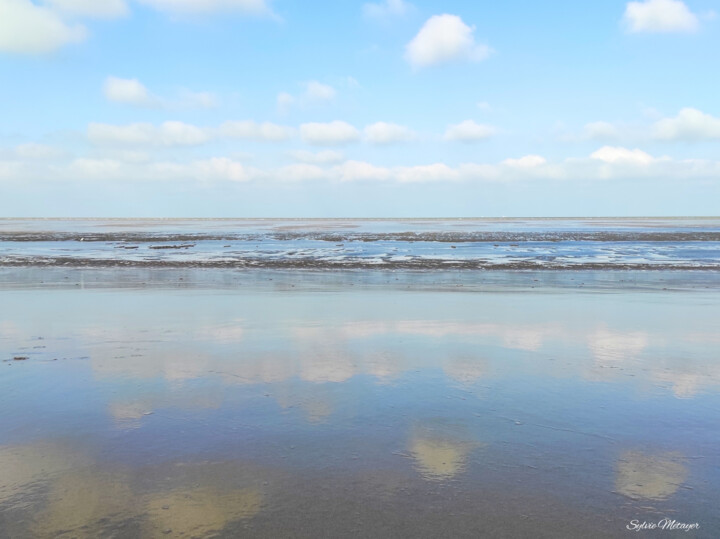 Photographie intitulée "Des nuages dans le…" par Sylvie Metayer, Œuvre d'art originale, Photographie numérique