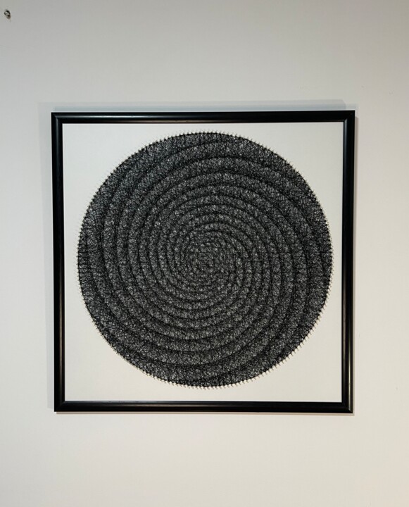 Textile Art titled "Infinite Loop" by Tabloucufire, Original Artwork, String Art Mounted on Wood Stretcher frame