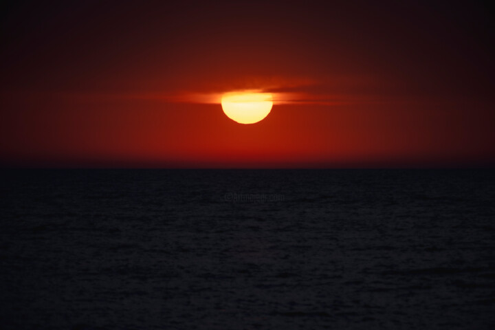 Фотография под названием "Sun _ Down" - Tal Paz-Fridman, Подлинное произведение искусства, Цифровая фотография