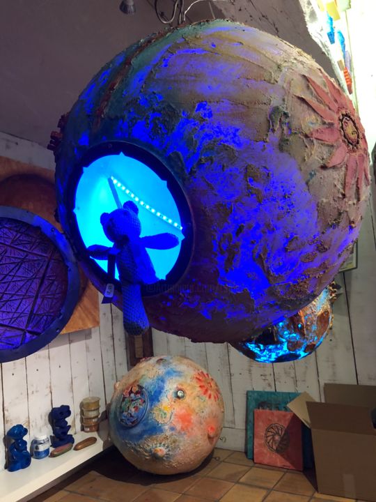 Sculpture intitulée "Planet of 'Little P…" par Tapiezo, Œuvre d'art originale, Métaux