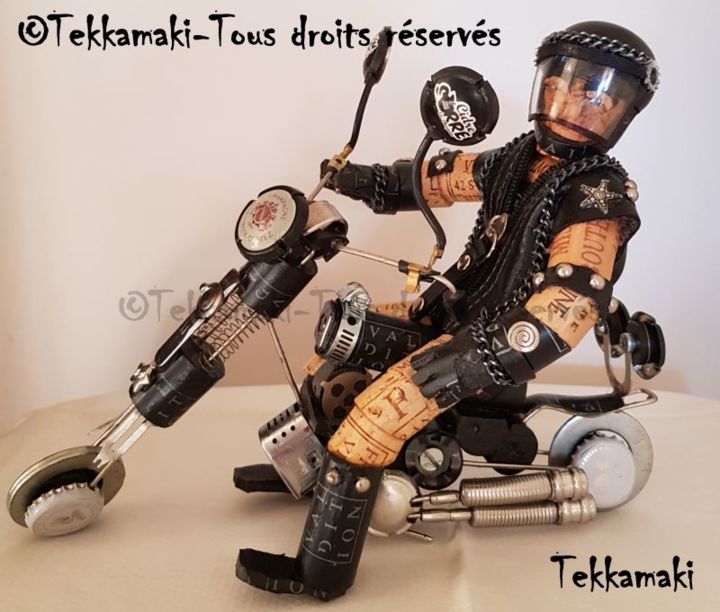 Sculpture intitulée "Le Motard" par Tekkamaki, Œuvre d'art originale