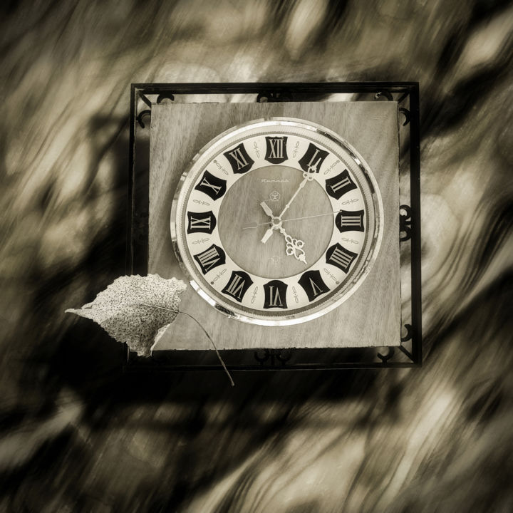 Photography titled "Time" by Loreta Teodorova, Original Artwork, Digital Photography