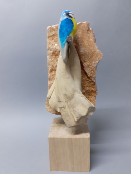 Escultura titulada "mésange au chiffon" por Jean-Pierre Thaurenne, Obra de arte original, Piedra