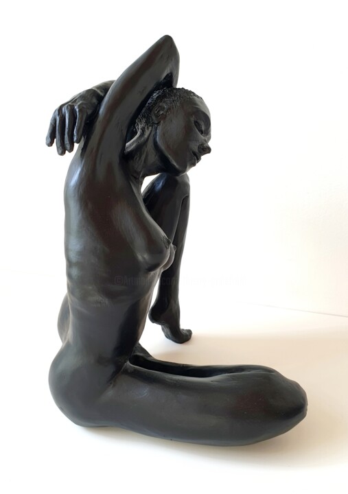 Sculpture titled "bois d'ébène" by Thierry Godefroid, Original Artwork, Terra cotta