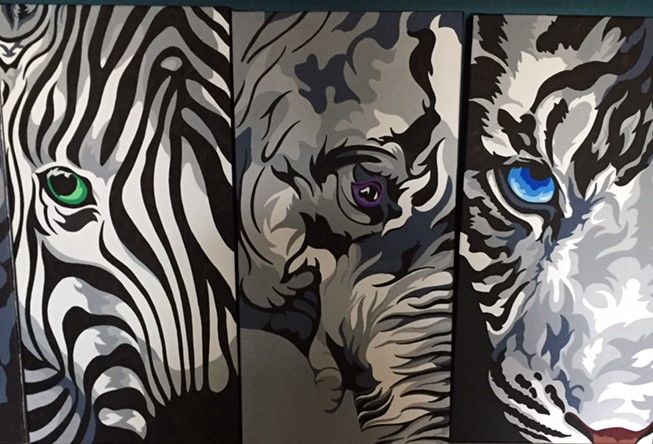 Painting titled "ANIMAUX SAUVAGE tri…" by Tiffany M, Original Artwork, Acrylic Mounted on Wood Stretcher frame