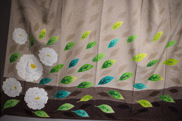 Art textile intitulée "Dancing in the Wind" par Toki Hata, Œuvre d'art originale, Tissu