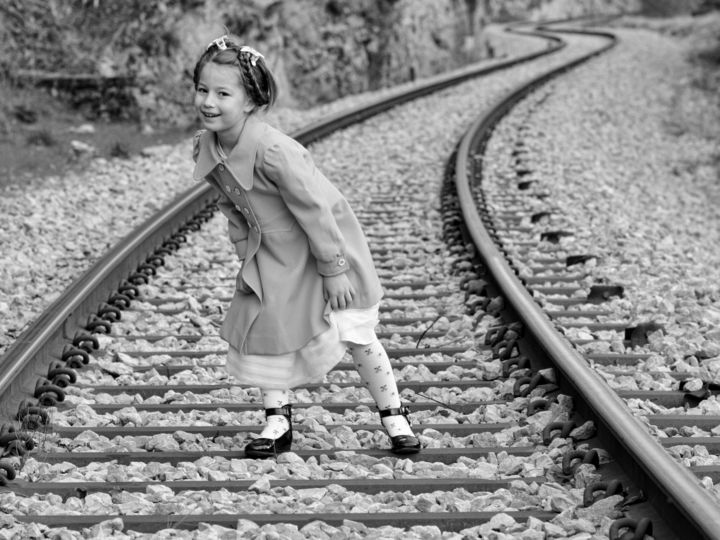 Fotografía titulada "On the rails" por Tomicko, Obra de arte original