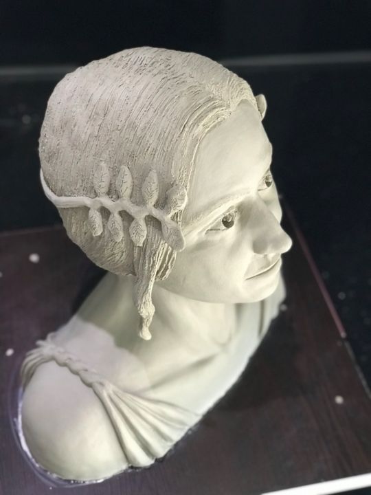 雕塑 标题为“Helen” 由Emrah Yıldırım Instagram: Emrahxtoxic, 原创艺术品, 陶瓷