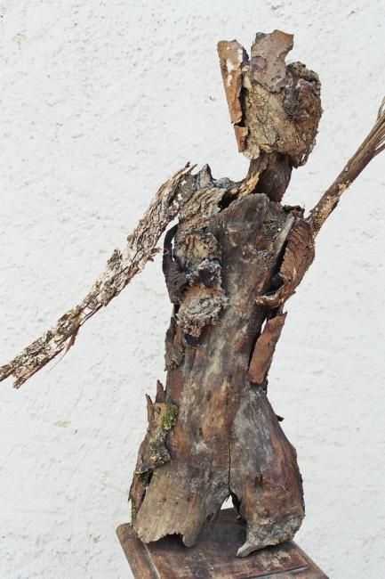 Skulptur mit dem Titel "Buste bois" von Marie Tucat, Original-Kunstwerk, Holz