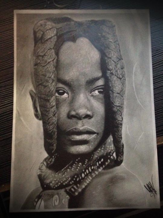 Drawing titled "Jovem africana, tri…" by Uelan Jardim Miranda, Original Artwork, Pencil