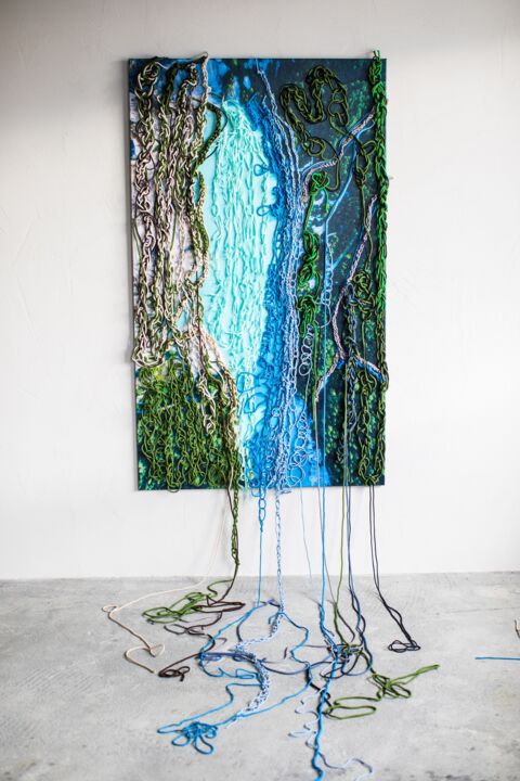 Art textile intitulée "Sleepy course" par Uliana Rozina, Œuvre d'art originale, Fil