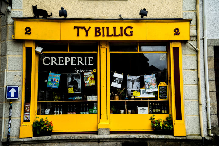 Photography titled "Creperie in Quimper…" by Ulli Heupel, Original Artwork