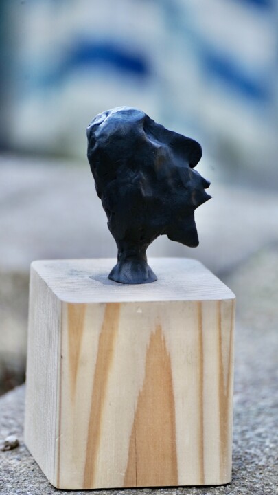 Sculpture intitulée "Le baiser / Il baci…" par Ulrich Ernst Nievergelt, Œuvre d'art originale, Fil de fer