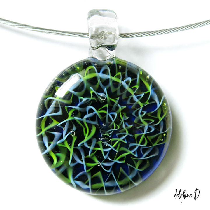 Design titled "pendentif_01" by Un Air De Kiwano, Original Artwork, Necklaces