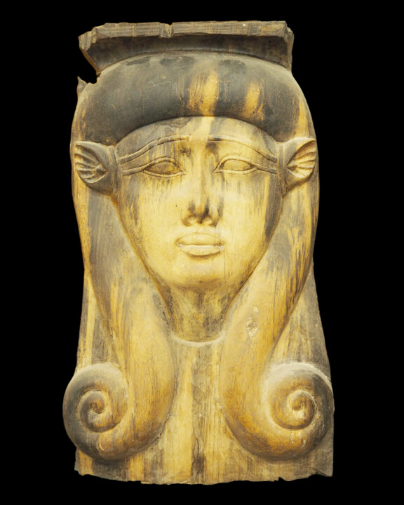 Sculpture intitulée "A wooden Hathor pan…" par Unknown Artist, Œuvre d'art originale, Bois