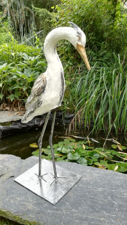 Skulptur mit dem Titel "LE HERON CENDRE" von Valerie Perron, Original-Kunstwerk, Ton