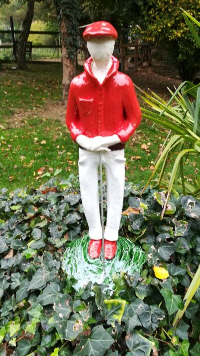 Sculpture titled ""LE GOLFEUR EN ATTE…" by Valerie Perron, Original Artwork, Ceramics