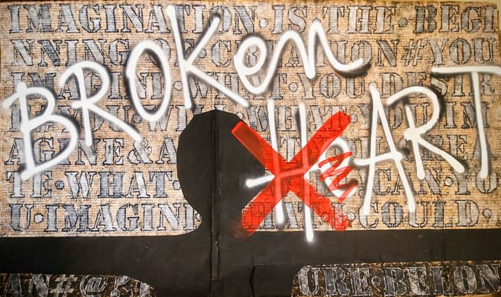 "Broken (He)Art" başlıklı Kolaj Val D'Off tarafından, Orijinal sanat, Şablon