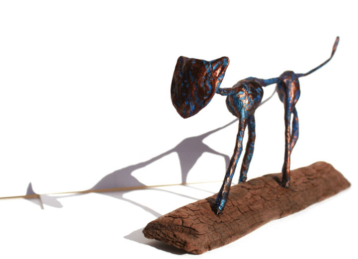 Sculpture titled "Chat en papier pati…" by Vanessa Renoux, Original Artwork, Paper maché