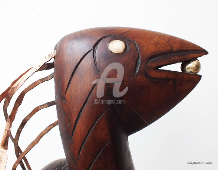 Sculpture intitulée "BIRD thief" par Vasile Cheptanaru, Œuvre d'art originale, Bois