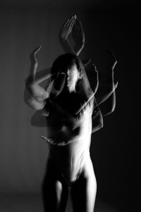 Fotografia intitolato "Momentum 1" da Vasilii Slavinskii, Opera d'arte originale, Fotografia digitale